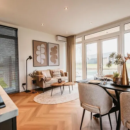 Stylish With Garden Space Kesteren