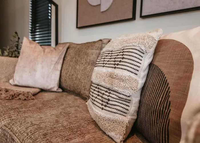 Semesterbostad Stylish With Garden Space Kesteren