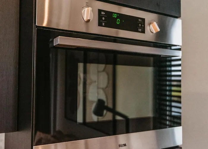 Stylish With Garden Space Semesterbostad *