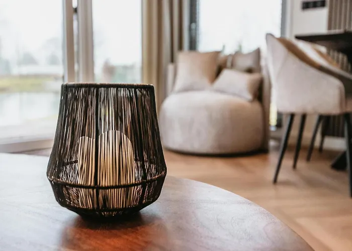 Semesterbostad Stylish With Garden Space *